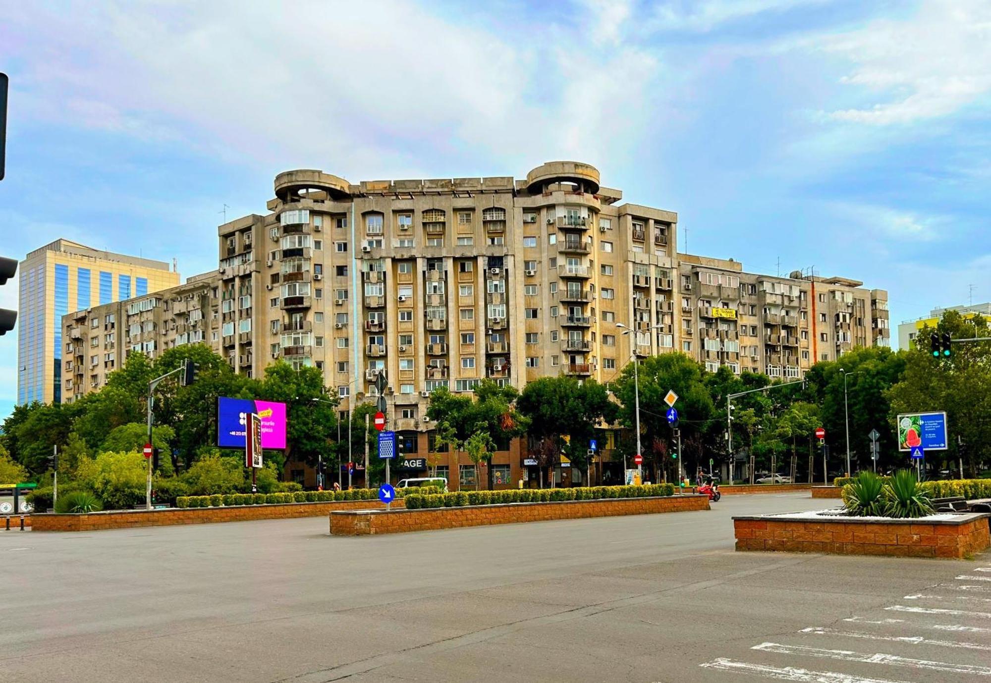 Apartment Palace Of Parliament Bukarest Exterior foto